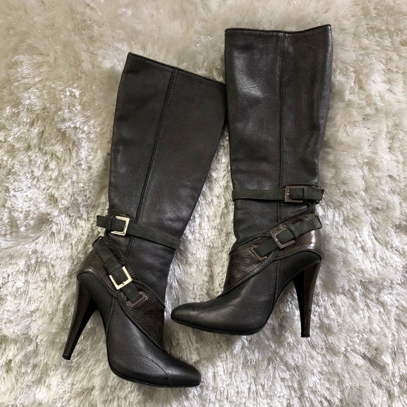 Versace Shoes - 🌿 Authentic grey Versace Boots sz 36.5